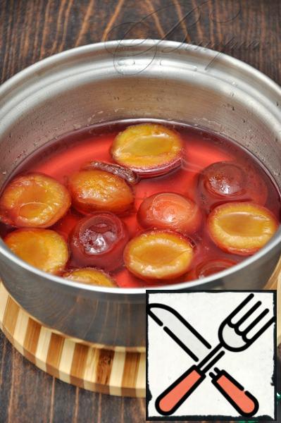 In a small saucepan, mix sugar, one glass of boiling water, bring to a boil and stir until sugar is completely dissolved.
8 pieces drain cut in half, remove the bone and put in sugar syrup. Bring to a boil and simmer for ten minutes.
Remove from heat, cool, strain the syrup through a sieve.