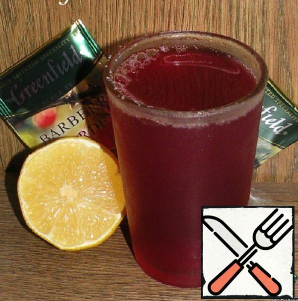 Cold Barberry Tea with Black Currant Recipe