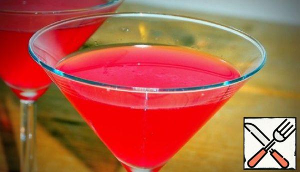  Martini  with Lingonberry Recipe