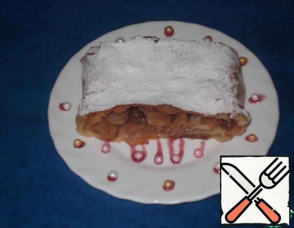 Apple Strudel with Nuts Recipe