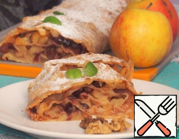 Strudel with Apples Recipe