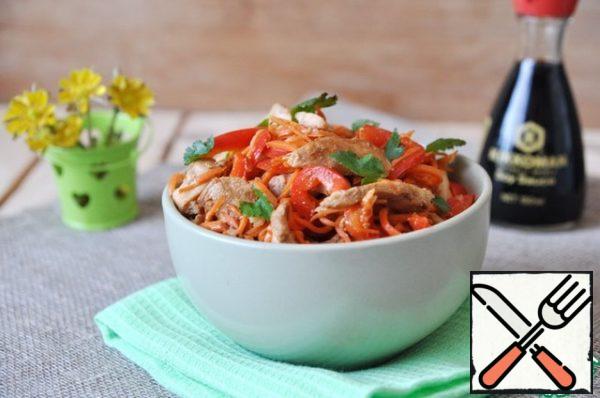 Before serving, sprinkle the salad with finely chopped coriander.
The salad can be served immediately warm or chilled.
The taste is completely different.
Enjoy your meal!