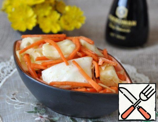 Snack of Cabbage with Carrots in Korean Recipe