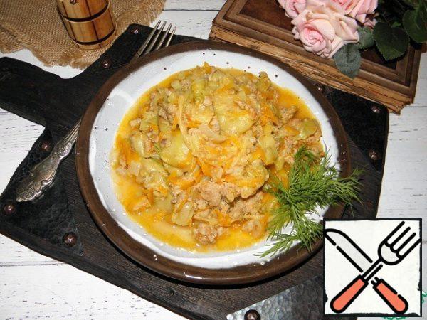 The dish is ready, if desired, when serving, you can sprinkle with herbs.