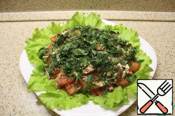 Sprinkle with herbs.
