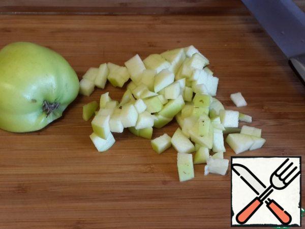 Apple is better to take the green or yellow, sweet or sour-sweet. Cut it into cubes as well.