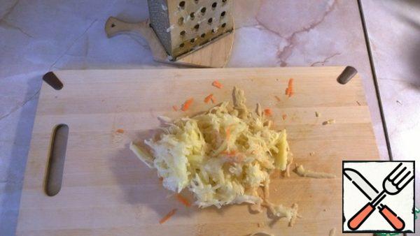 The last time we grate potatoes for soups. This way it will cook faster, the soup will thicken.
I prefer soups without potatoes (if I cook only myself), and in grated form it is almost not felt, and the broth turns out even richer.