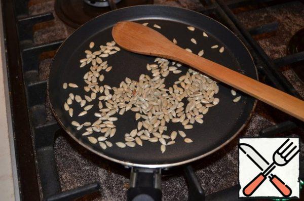 Sunflower seeds also need to be warmed up a little in a frying pan.
