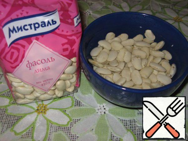 Pre-soak the white beans (I soaked them overnight).
