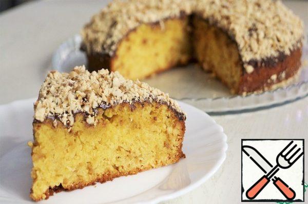 A cake covered with icing and sprinkle with chopped nuts and the remaining paste (3 tbsp). Pie's ready! Bon appetit!