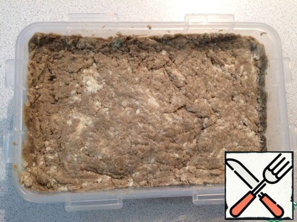 Important! do not mix the mass for a long time, otherwise the fibers will be damaged. Transfer the mass into a mold or form a whole piece of halva and refrigerate for 3 hours. That's all the halva is ready! Enjoy your meal!!!