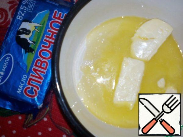 Bring water to a boil, dissolve sugar and butter.
