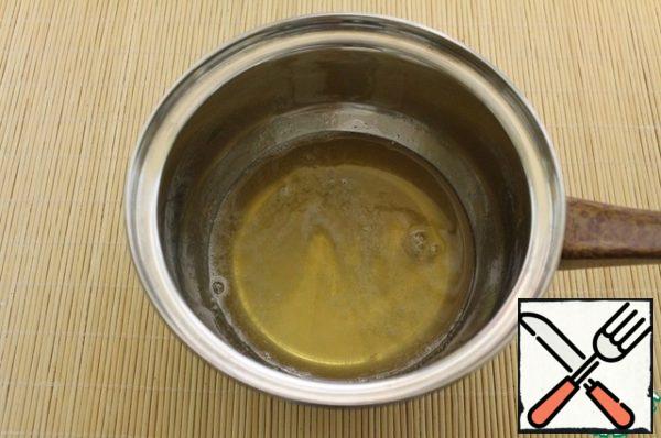 Melt the butter. Cool it down.
