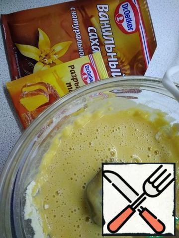 For the cake mix all the ingredients, put in a form ( I have 18 cm) and bake at 190C 10 minutes.
