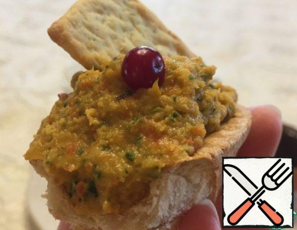 Hummus with baked Red Pepper and Coriander Recipe