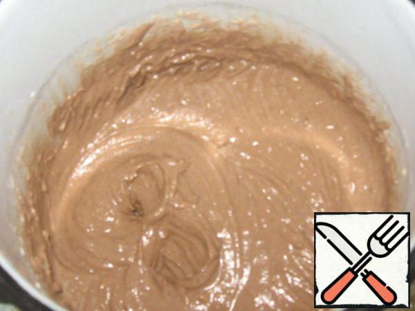 Beat the halva with sour cream with a mixer. I made 2 servings of cream. First I took 200 grams of halva and sour cream by eye, and then the same portion. We add brandy to the cream, but I didn't have it. Brush the cakes with cream and sprinkle with crumbs. Enjoy your meal!