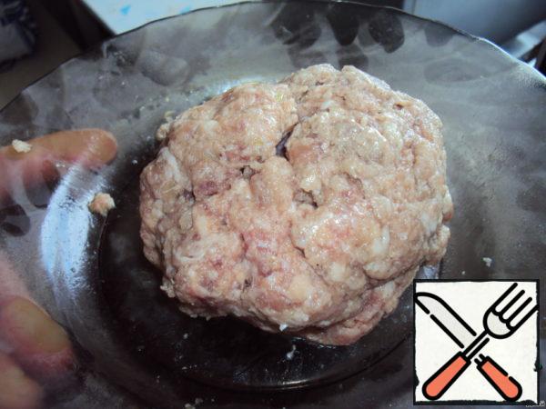 A piece of minced meat turned out to be not very big.
