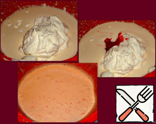 In the egg and honey mass shift whipped cream and half of the grated strawberries and beat until smooth.