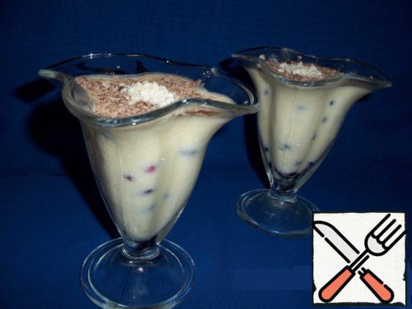 Parfait with Black Currant and White Chocolate Recipe
