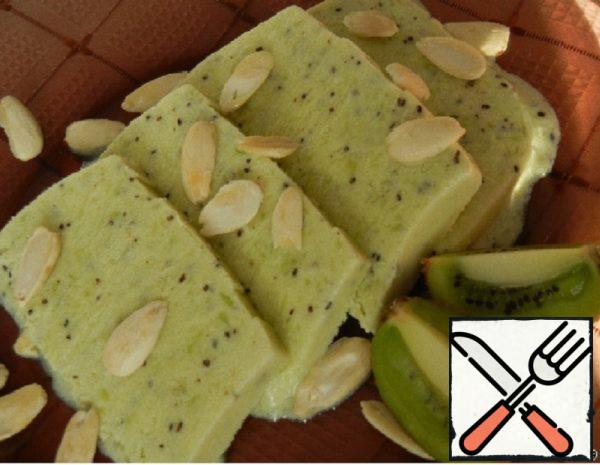 Kiwi Parfait with Almonds Recipe