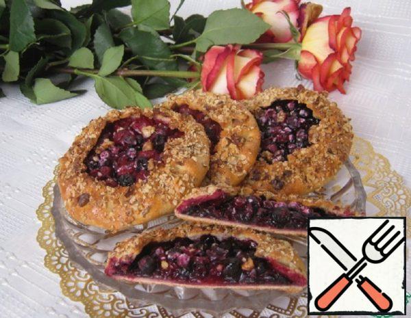 Oatmeal Galettes with Berries Recipe