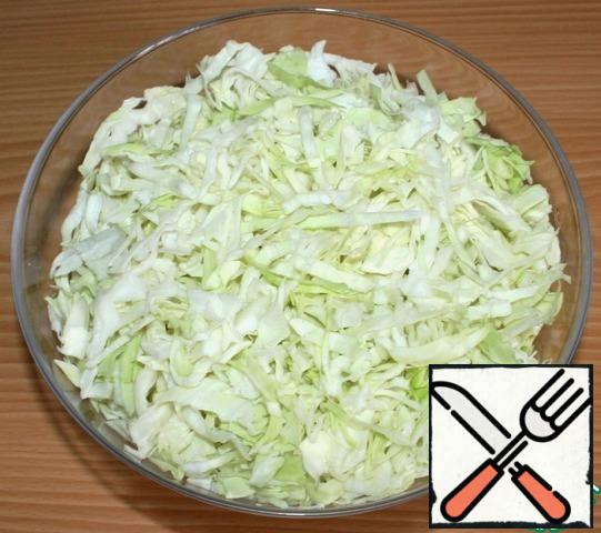Finely chop the cabbage.