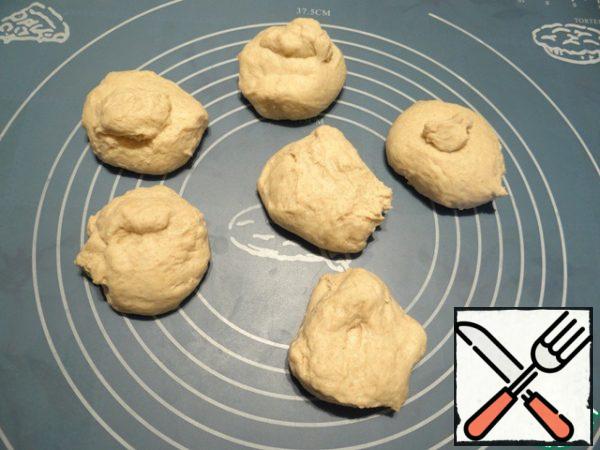 I divide the dough into 6 equal parts.