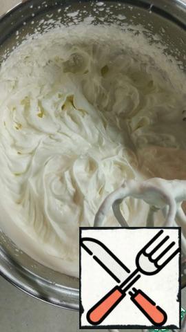 Whisk cream to stable peaks.