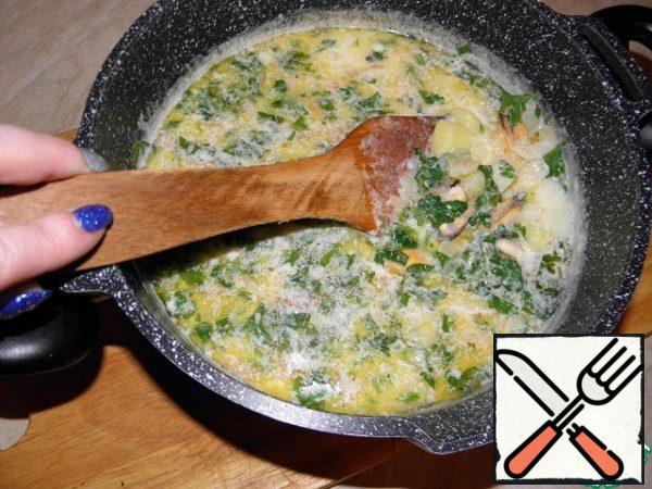 Stir and pour into plates.