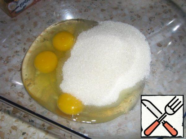 Thus, the eggs mixed with sugar.