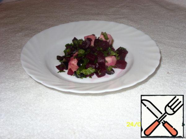 Salad with Beetroot and Cheese in Soy Sauce Recipe