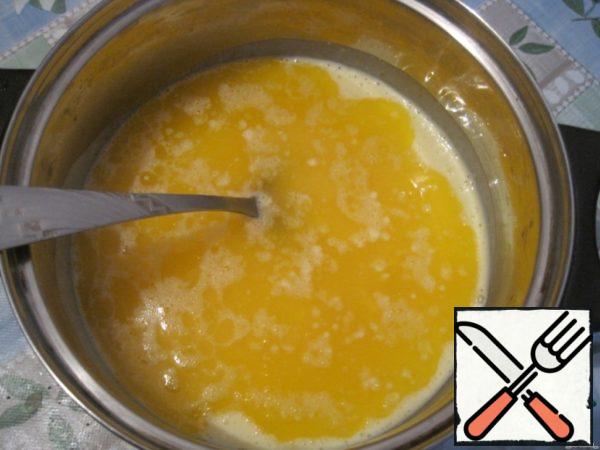 In our mixture pour melted margarine, only margarine should not be hot.