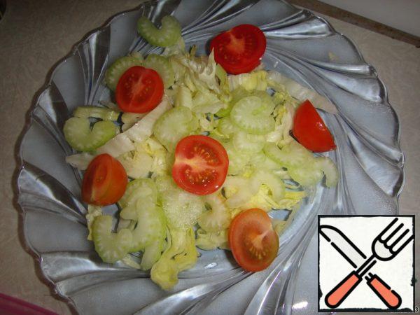 Add cherry tomatoes.
