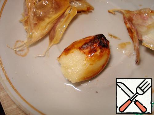 The use of roasted garlic is a great way to achieve garlic flavor, but not so pronounced. Garlic cool and peel.