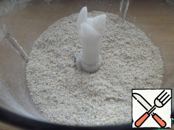 For the filling 2 tbsp. oat flecks grind into flour blender.