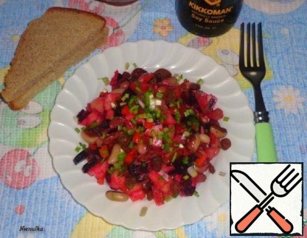Vegetable Salad with Beans and Raisins Recipe