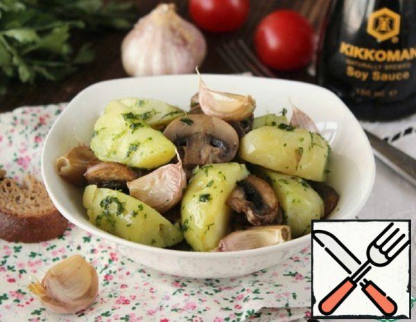 Salad with Potatoes, Mushrooms and Garlic Recipe
