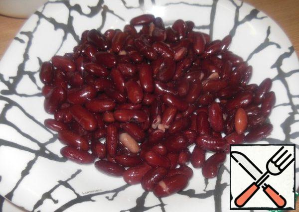 Dry the canned beans, rinse.
