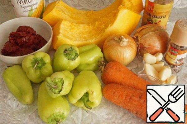 Here are the products we need. There is no sugar and vinegar in the photo. The weight of the products is indicated in the purified form.
