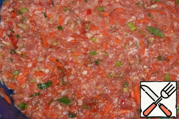Mix well and let the meat brew for 30 minutes.
