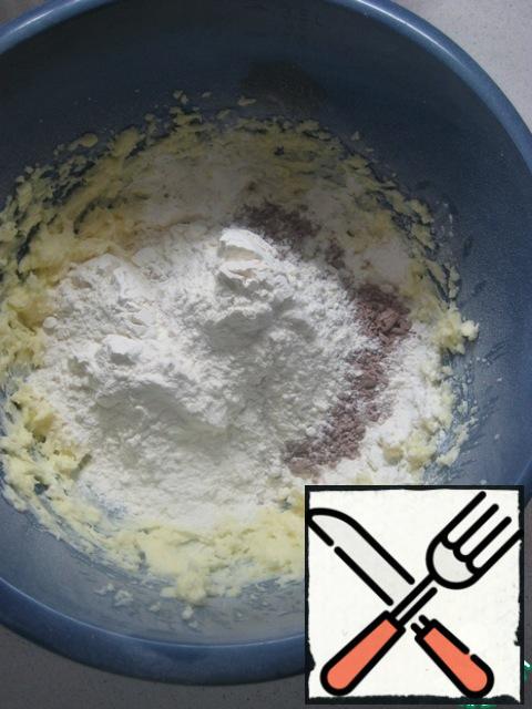 Add vanilla sugar, chocolate pudding and flour.