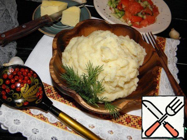 The fragrant mashed potatoes are ready.
