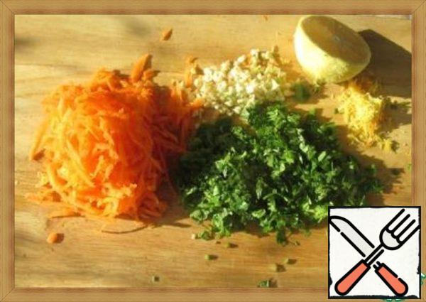 Cabbage and pepper cut into thin strips, put in a bowl, sprinkle with salt and rub lightly with your hands.
Grate the carrots, chop the garlic and cilantro, grate the zest from a whole lemon and squeeze the juice from half a lemon.