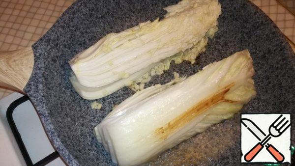 Preheat the pan and fry on each side for 2-3 minutes.
