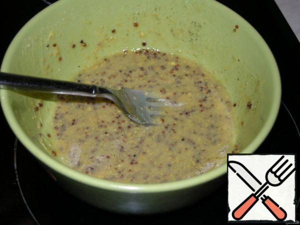 Add drops of olive or vegetable oil, pepper, salt - to taste.

