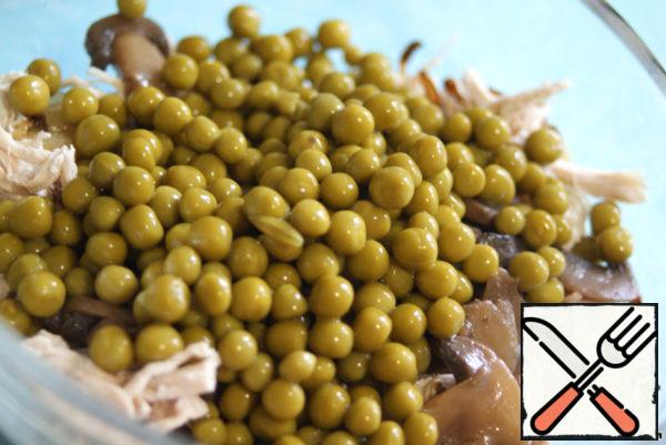Add the peas.
