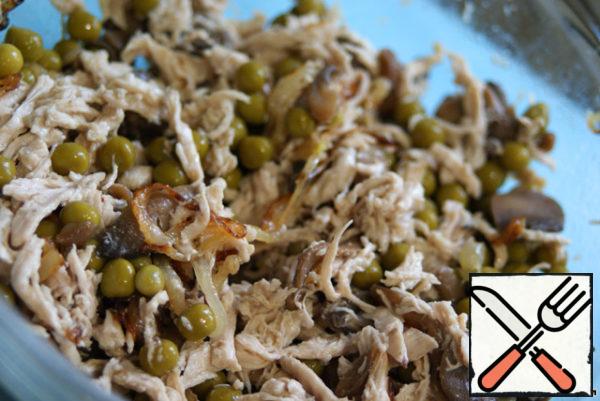 Stir and season with mayonnaise.