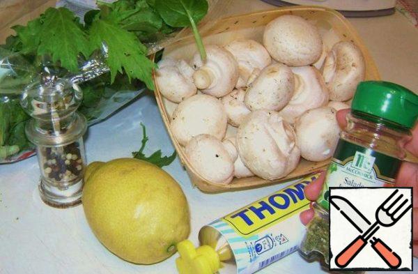 That's all the ingredients.
To my taste, this salad turns out to be perfect if you take arugula in its pure form as a green, this gives it a bright sourness. Unfortunately, today you could only buy salad mix in the store. But it's also delicious.