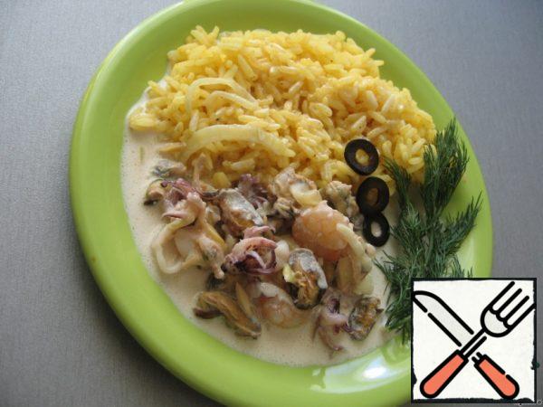 Seafood Cocktail in a Creamy Sauce Recipe