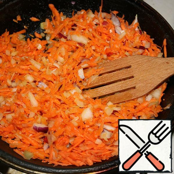 Sauté the onions until translucent, then add the carrots there, too, until soft. Set aside from fire.